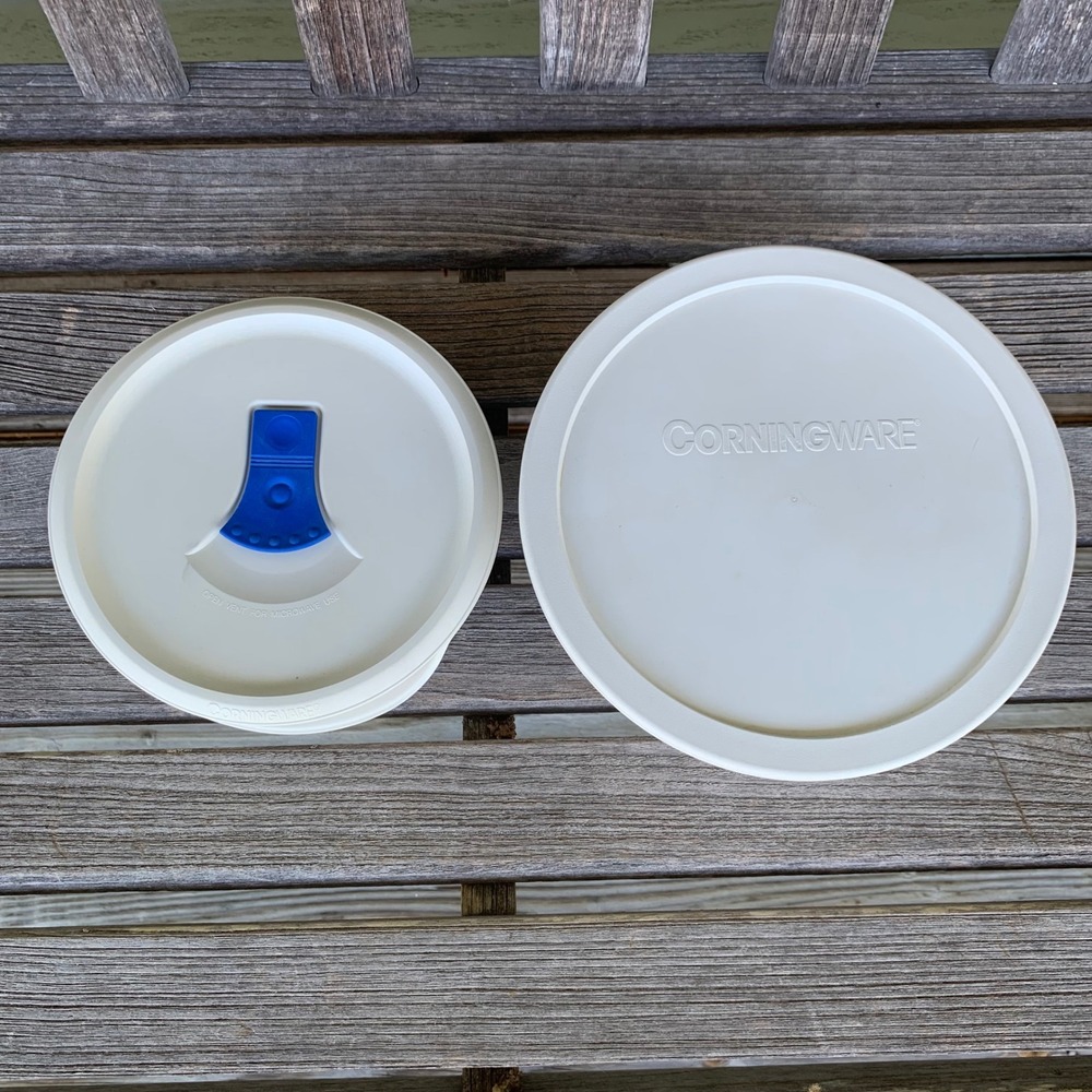 CorningWare French White Stoneware Bowls Set of 2 with Lids 24oz & 1.6L F-5-B